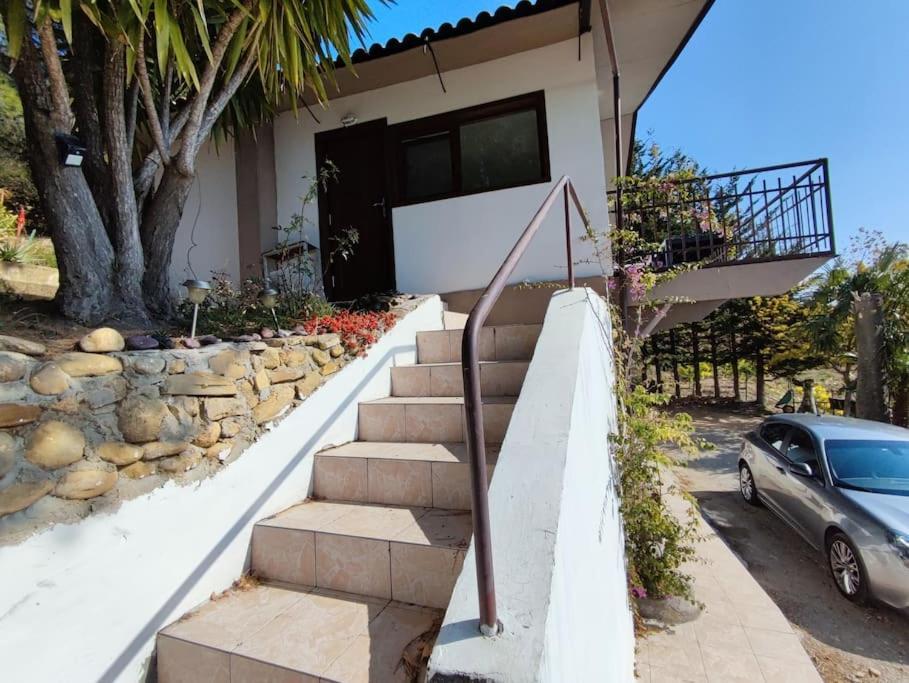 Detached House With Garden And Sea View Vendégház San Remo Kültér fotó